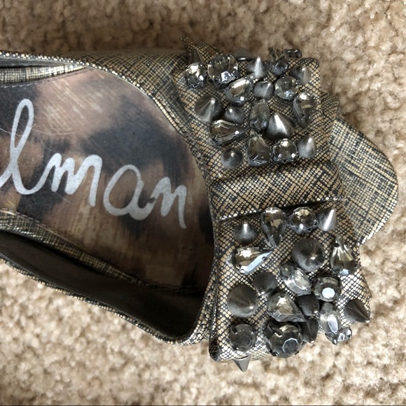 Sam Edelman Spiked Bow Heels - Size 8.5 - Picture 4 of 6